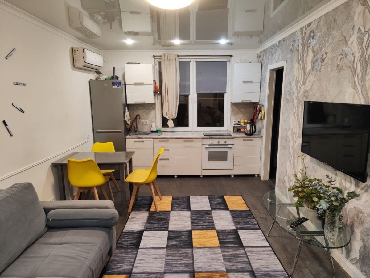 Аренда посуточно 1-к квартира 