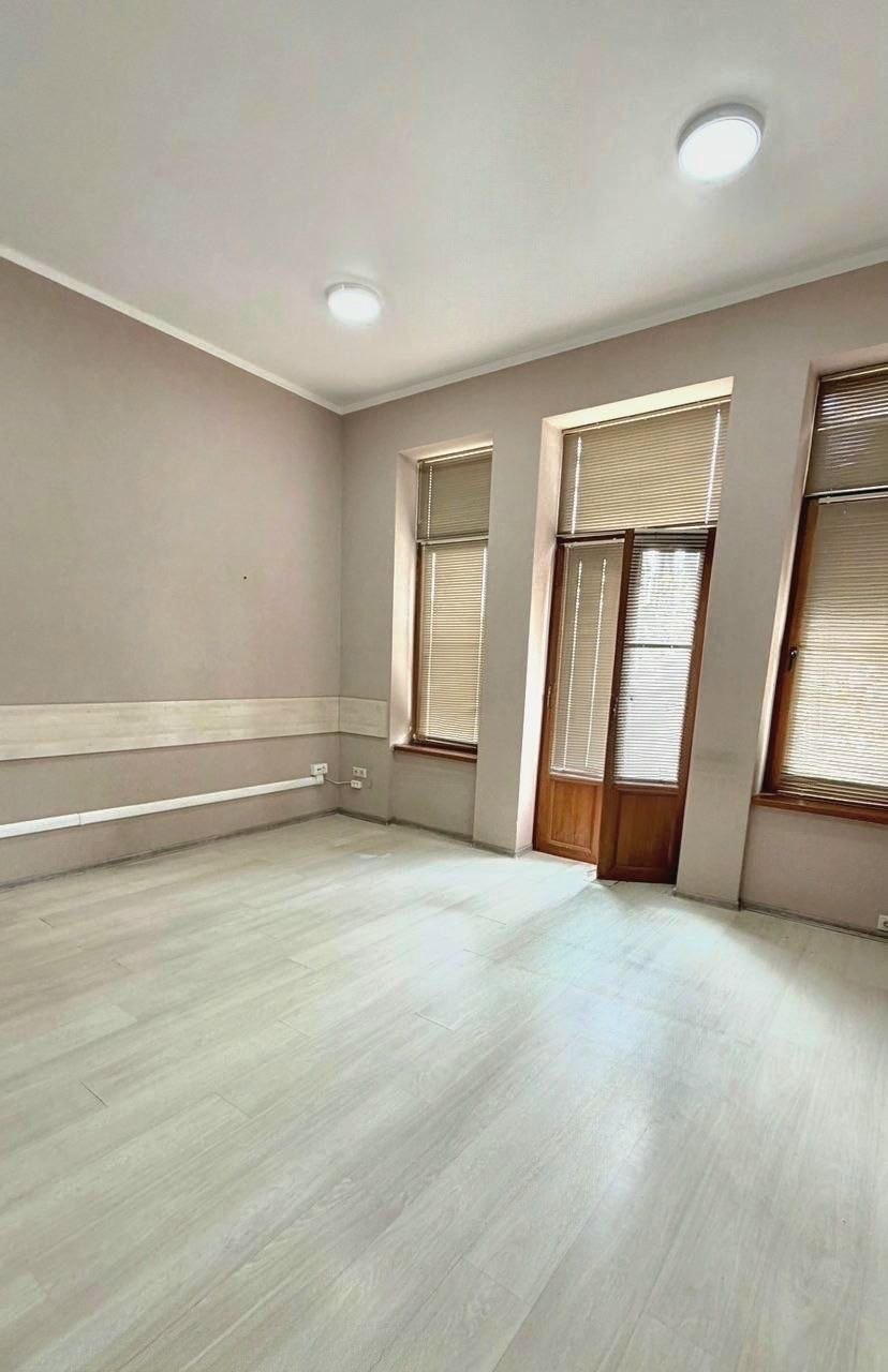 Аренда помещения 130 кв. м. 