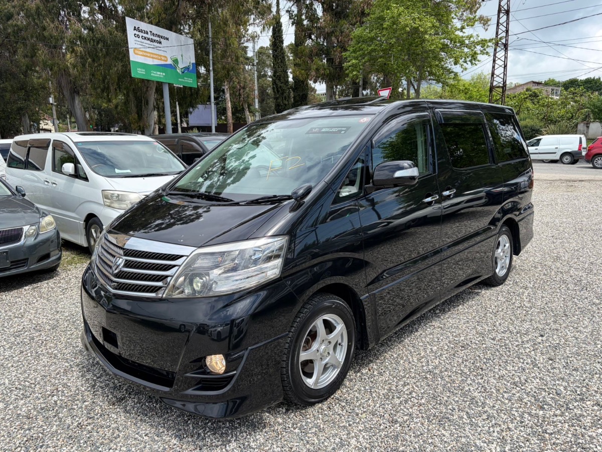 Toyota Alphard 3.0 черный минивэн 2006