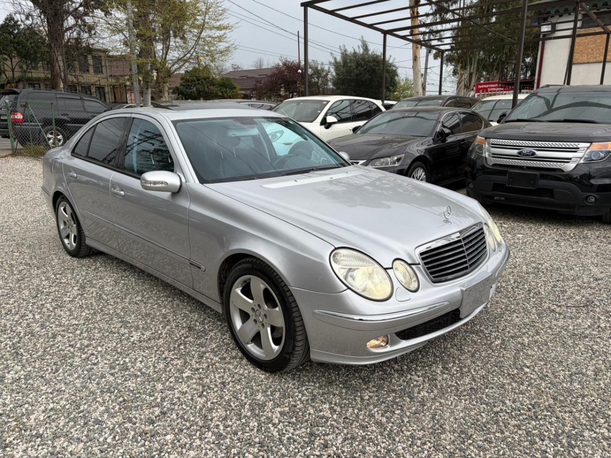 Mercedes-Benz 3.2 седан серебристый металлик 2003