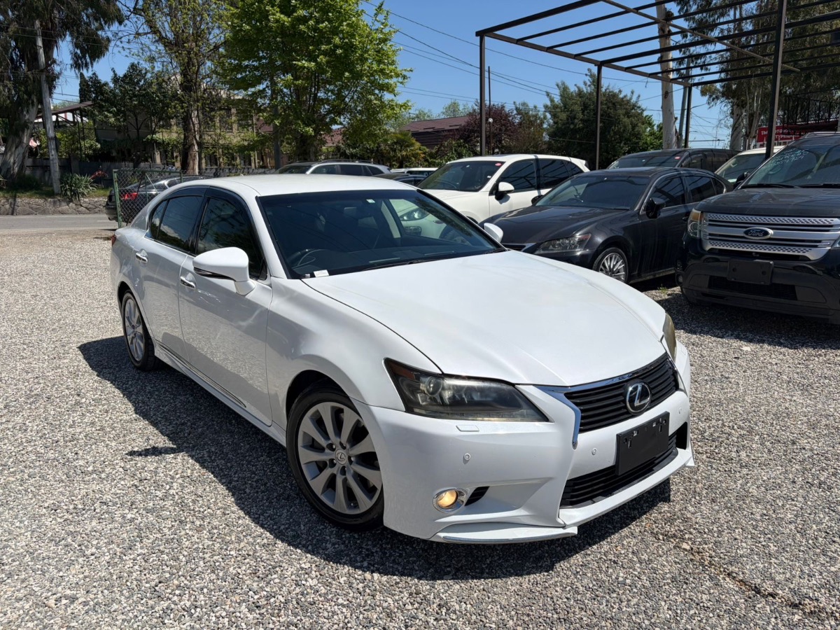 Lexus GS 3.5 белый седан 2012