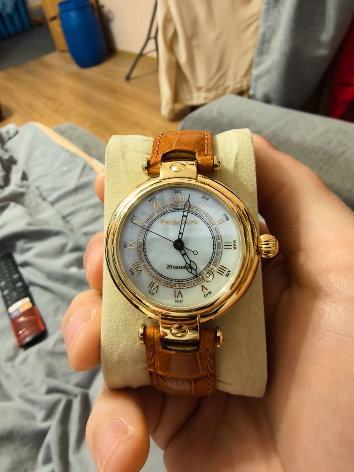 Продам часы русское время 
