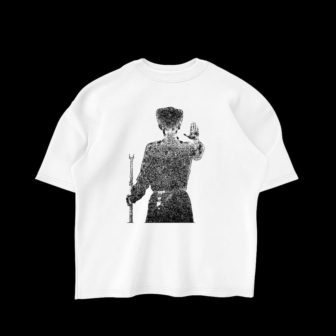 Футболка из натурального хлопка.